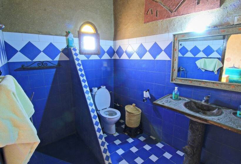 اتاق استاندارد چهار تخته, Dar Tafouyte