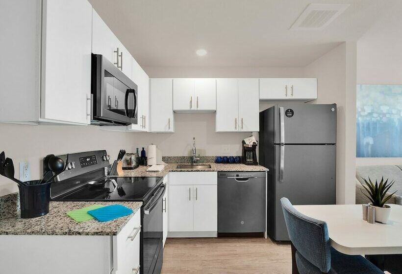 سوییت, Waterwalk Extended Stay By Wyndham Raleigh   Rtp