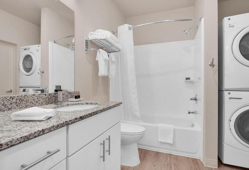 سوئیت 2 خوابه, Waterwalk Extended Stay By Wyndham Raleigh   Rtp