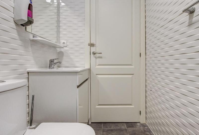 اتاق استاندارد با سرویس بهداشتی مشترک, Hostel Seven Hills