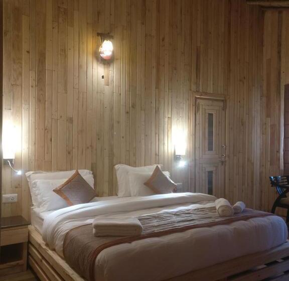 اتاق سوپریور, Nainital Adventure Park & Resort