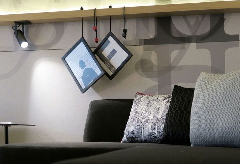 سوئیت پریمیوم, Frankfurt Airport Marriott