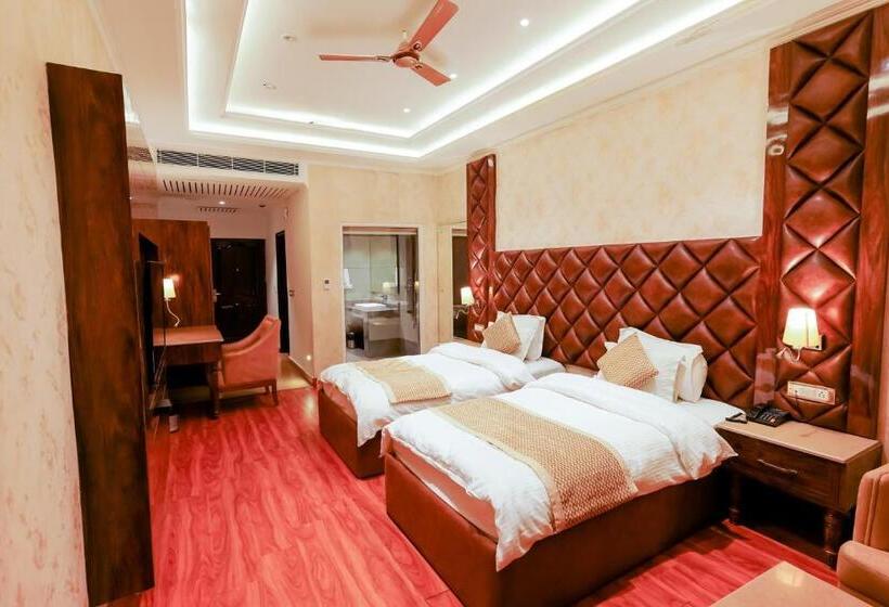 اتاق سوپریور, Grand Him Queen Ac Centralized