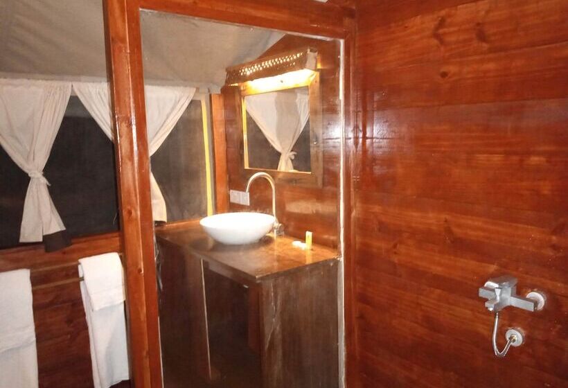چادر با خدمات رفاهی لوکس, Villa Dida Resort