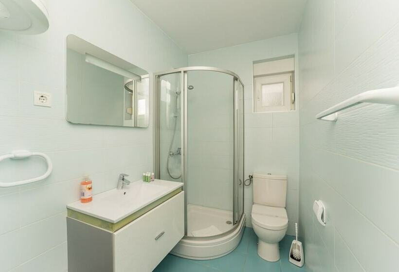 آپارتمان سوپریور 2 خوابه, Summer Breeze Apartments