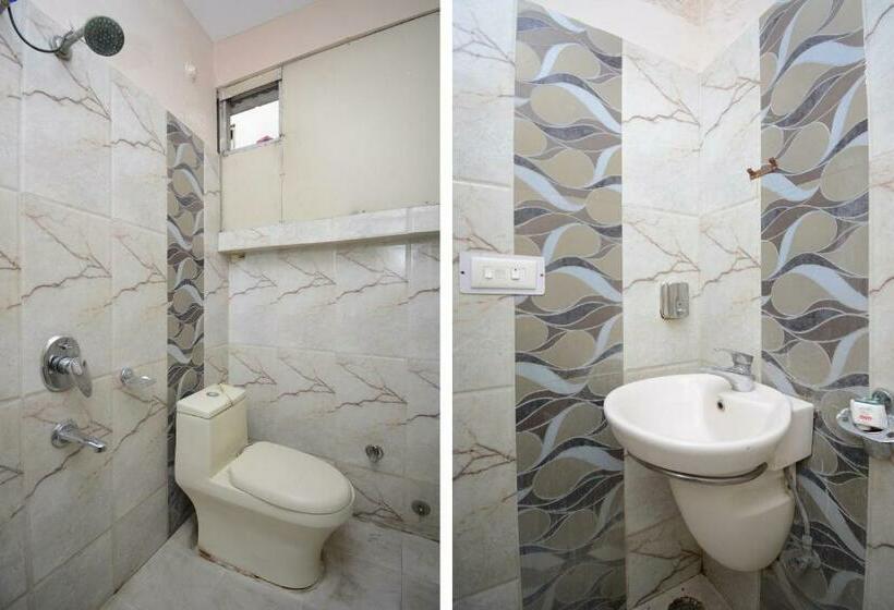 اتاق کلاسیک سه تخته, Oyo 29312  Royal S