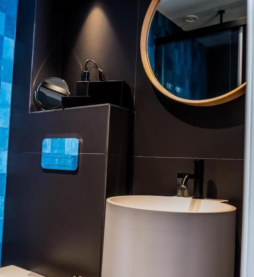 اتاق لوکس, Welldone Quality  Crystal Pool