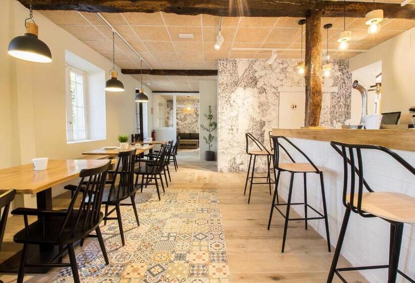 اتاق استاندارد, Hostal Lierganes Fluviarium Rooms