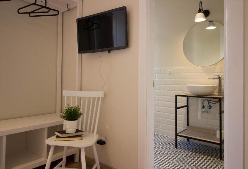 اتاق استاندارد, Hostal Lierganes Fluviarium Rooms