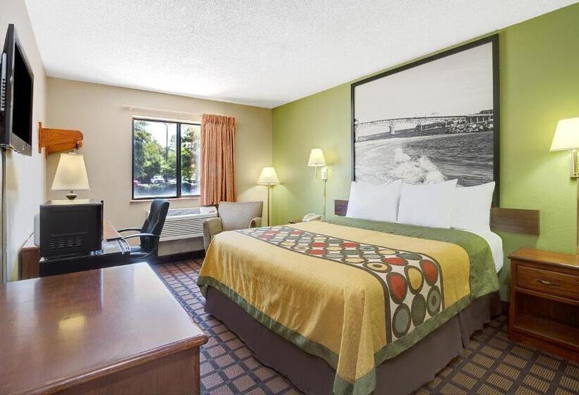 Superior Zimmer Kingsize Bett, Economy 7 Inn Chesapeake  Portsmouth