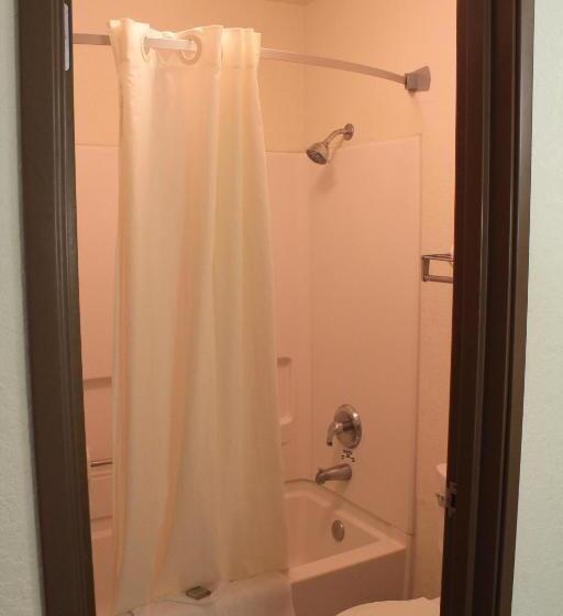 اتاق استاندارد با تخت بزرگ, Super 8 By Wyndham San Antonio/fiesta