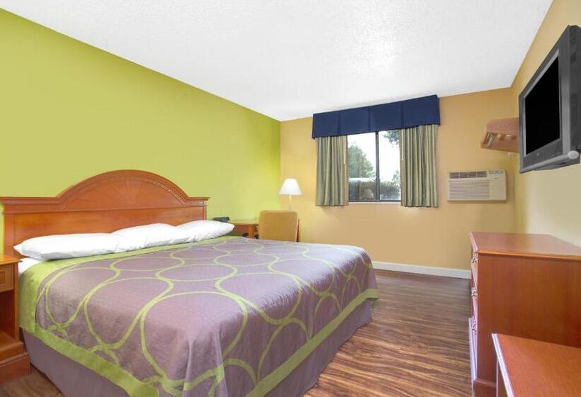اتاق استاندارد, Super 8 Gainesville I 75 Hospital University Area