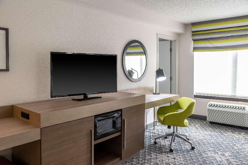 اتاق استاندارد با تخت بزرگ, Super 8 By Wyndham Lake City