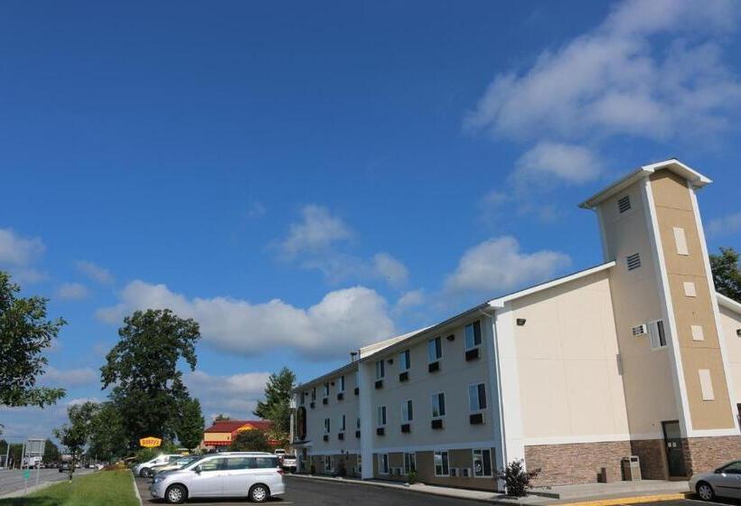 سوئیت با تخت بزرگ, Super 8 By Wyndham Latham   Albany Airport