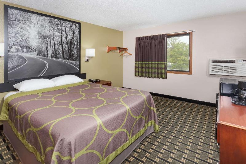 اتاق استاندارد با تخت دو نفره بزرگ, Super 8 By Wyndham Michigan City