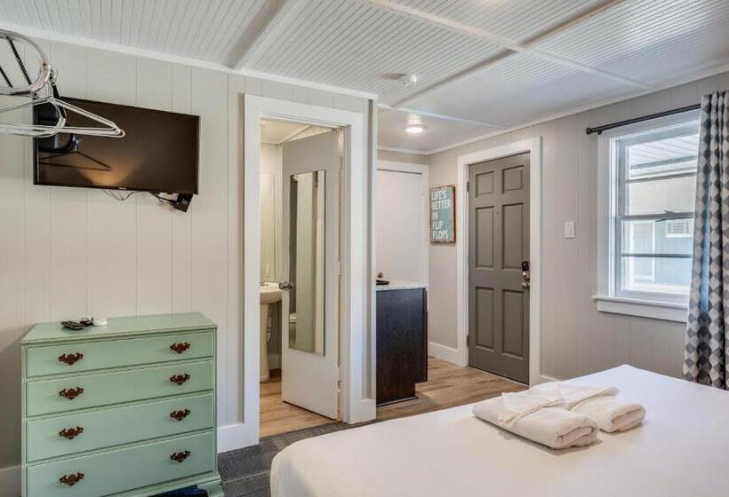 اتاق استاندارد با تخت بزرگ, Tar Heel Motel