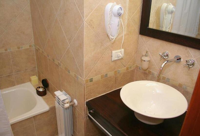 اتاق استاندارد, Ayres Del Este
