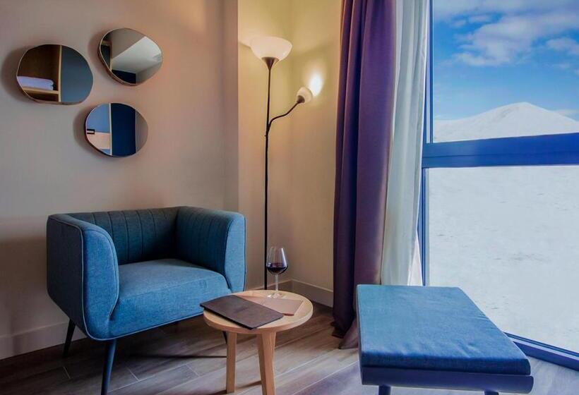 اتاق استاندارد با چشم‌انداز کوهستان, Gudauri Lodge