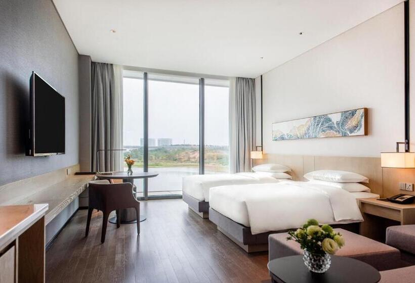 اتاق استاندارد با چشم‌انداز دریاچه, Hyatt Place Changsha Airport