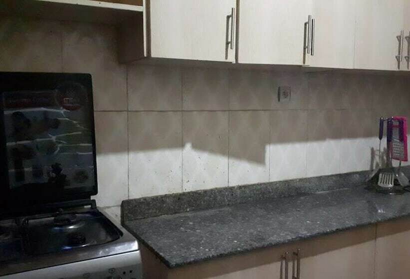 اتاق استاندارد, Airport Hill Guest House