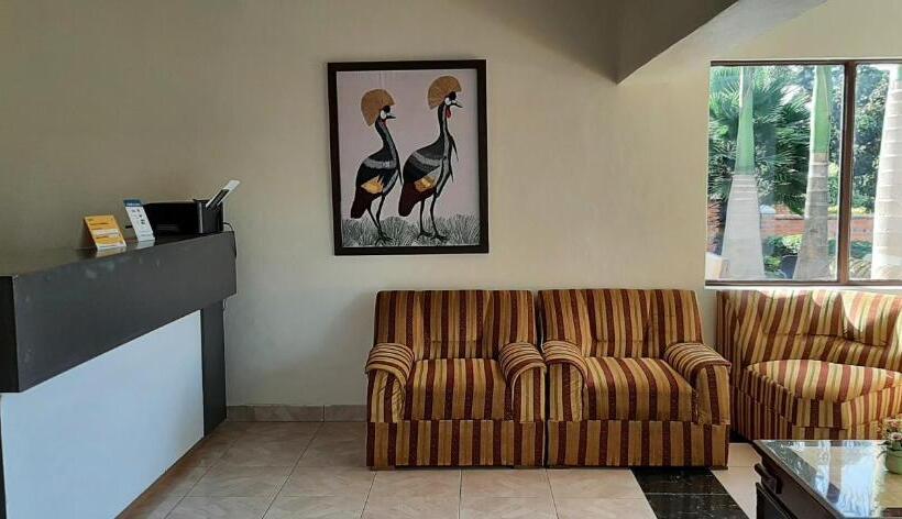 اتاق استاندارد, Airport Hill Guest House