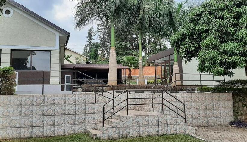 اتاق لوکس, Airport Hill Guest House