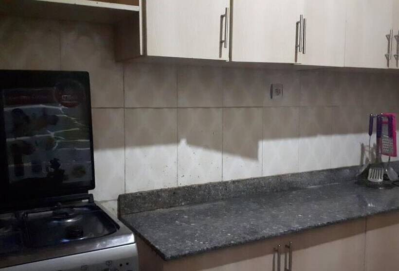 اتاق استاندارد, Airport Hill Guest House