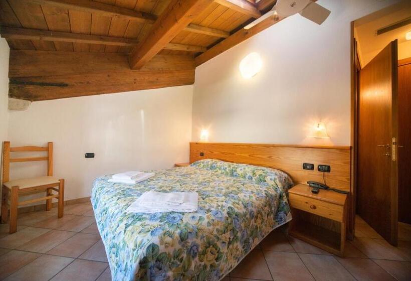 اتاق استاندارد, Albergo Al Platano
