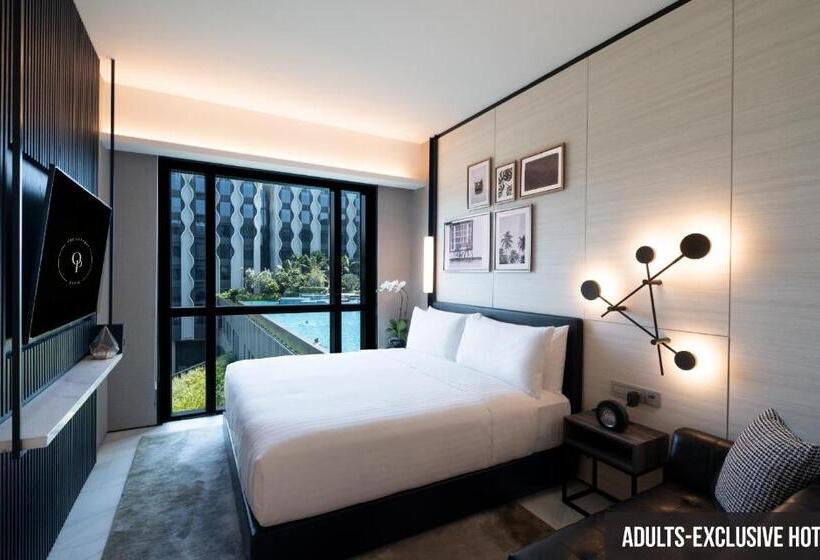 اتاق لوکس با چشم‌انداز استخر, The Outpost Hotel Sentosa By Far East Hospitality