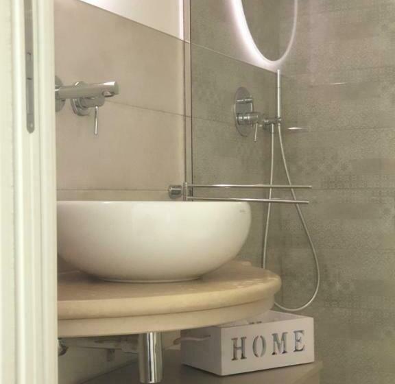 اتاق استاندارد با تخت بزرگ, Iris Home