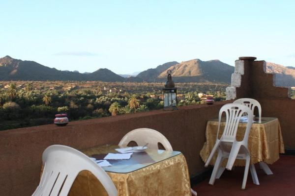اتاق استاندارد با چشم‌انداز کوهستان, La Maison Traditionnelle Hôtel Et Guesthouse