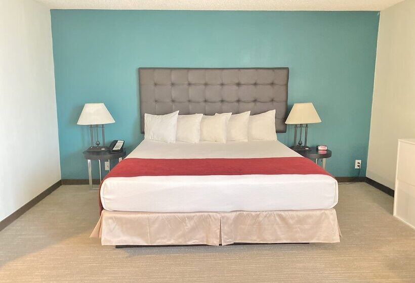 سوییت, Redac Gateway Hotel Torrance