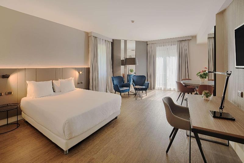 اتاق استاندارد, Redac Gateway Hotel Torrance