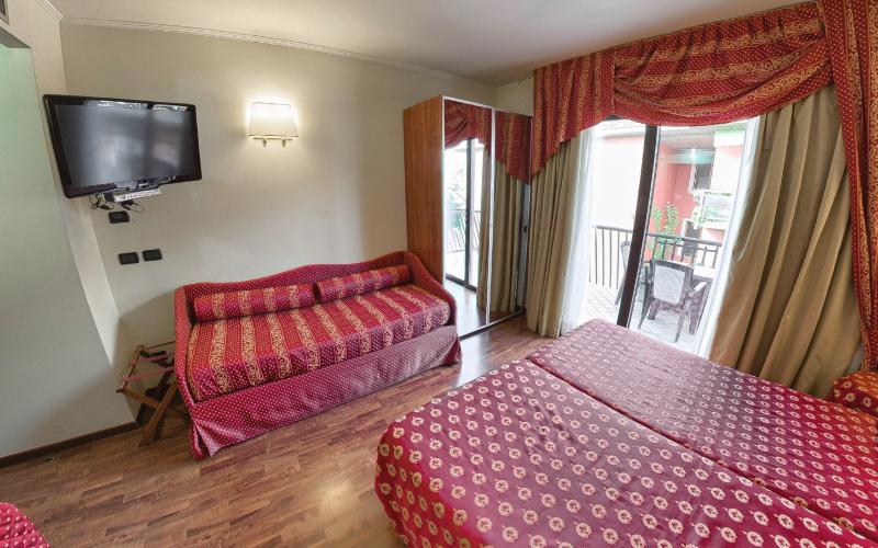 اتاق استاندارد برای معلولان, Redac Gateway Hotel Torrance