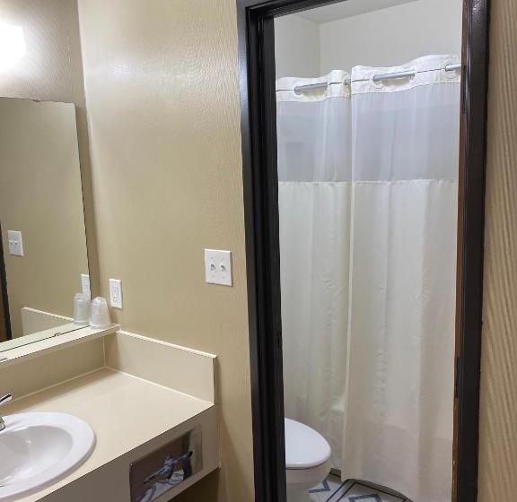 استودیوی استاندارد, Thunderbird Lodge, Norman, Ok