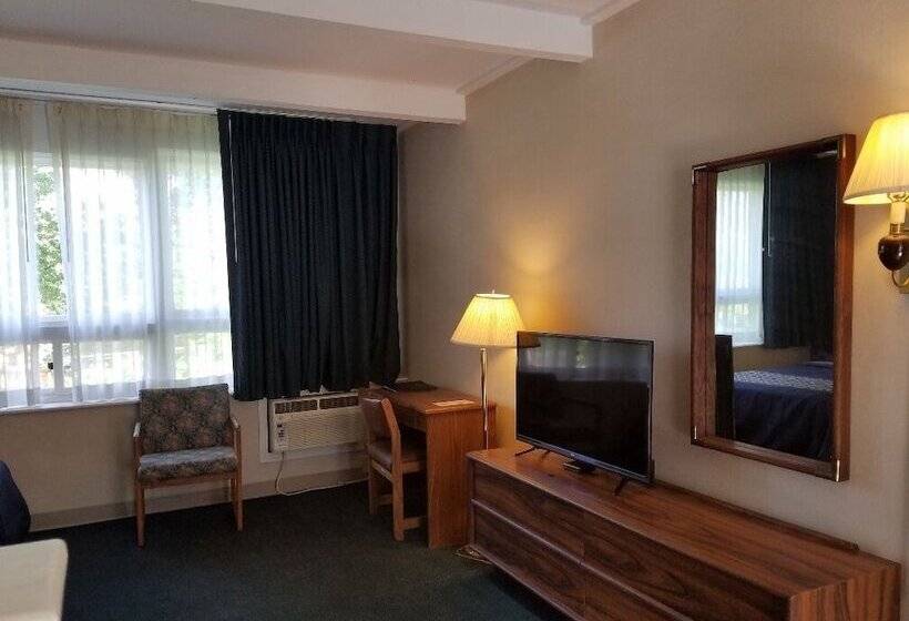 اتاق استاندارد با 2 تخت دوبل, Travelodge By Wyndham Lake George Ny