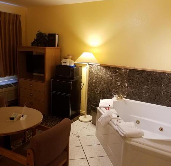 استودیوی استاندارد, Travelodge By Wyndham Wenatchee