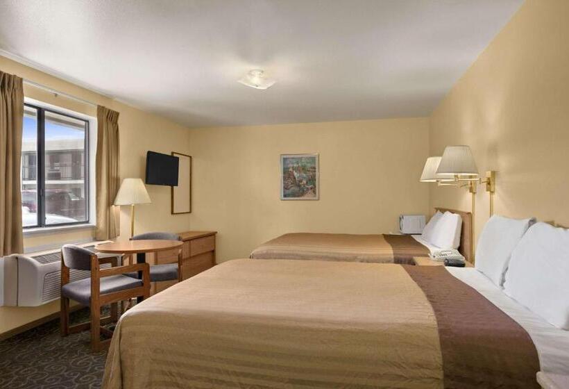 استودیوی استاندارد, Travelodge By Wyndham Wenatchee