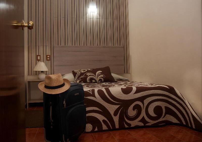 اتاق استاندارد با تخت بزرگ, Thunderbird Motel Hillsboro