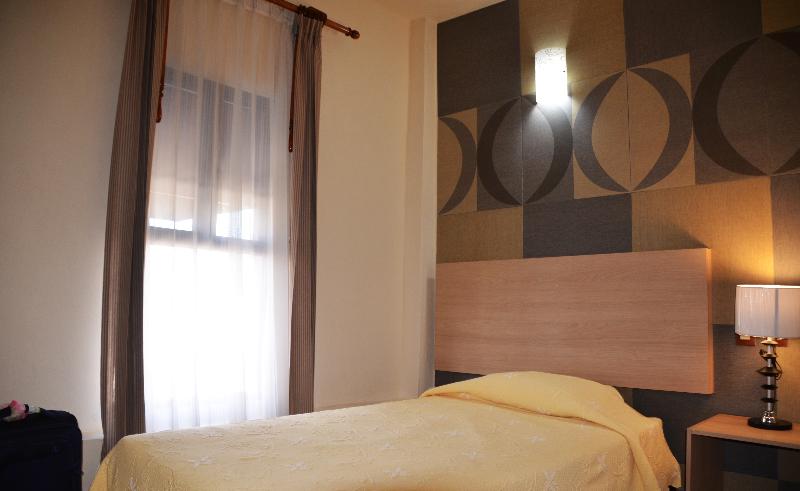 اتاق استاندارد با تخت بزرگ, Thunderbird Motel Hillsboro