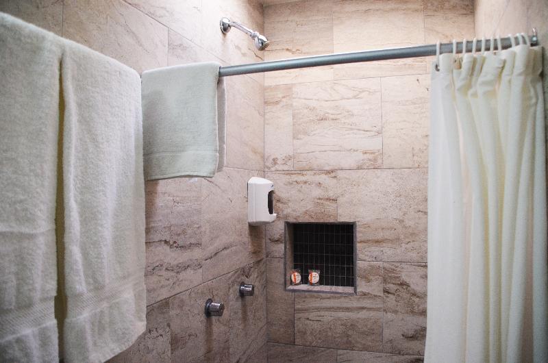 اتاق استاندارد با تخت بزرگ, Thunderbird Motel Hillsboro