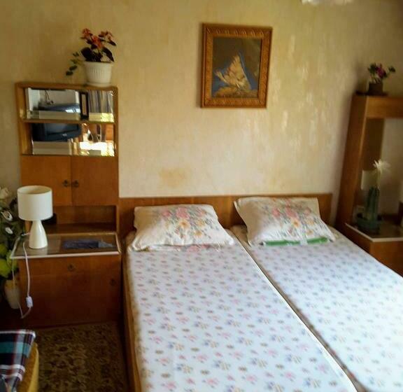 اتاق استاندارد, Diana Guesthouse