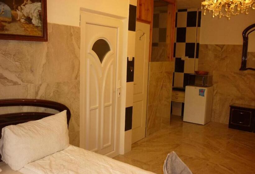 آپارتمان 1 خوابه همکف, R1 Rolléder Apartman Ház