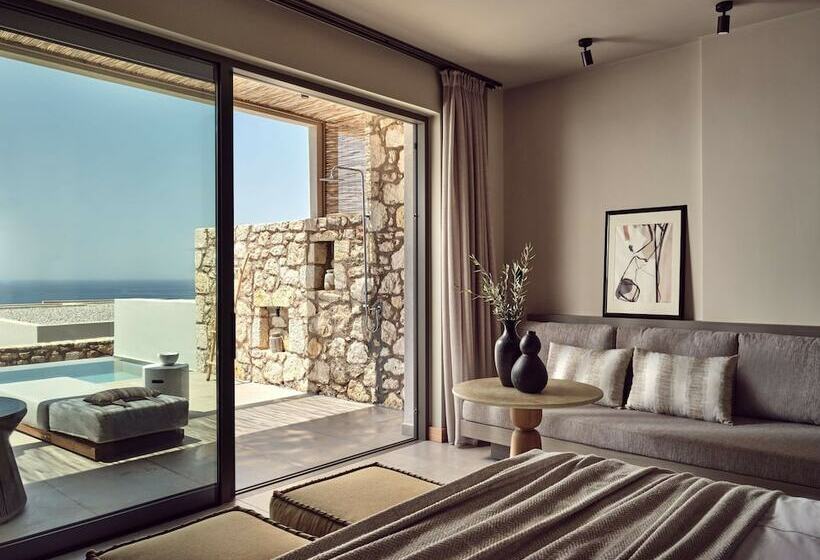 اتاق لوکس با چشم‌انداز دریا, The Royal Senses Resort & Spa Crete, Curio Collection Hilton