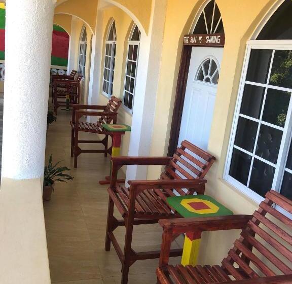 سوییت با چشم‌انداز دریا, Solet S Paradise Negril