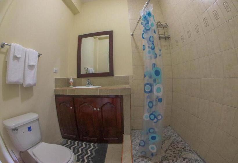 سوییت با چشم‌انداز دریا, Solet S Paradise Negril