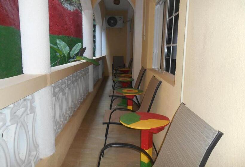 سوییت لوکس, Solet S Paradise Negril