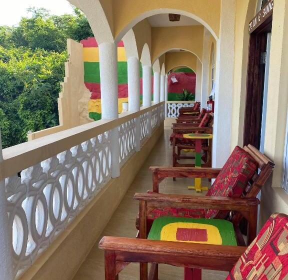 سوییت با چشم‌انداز دریا, Solet S Paradise Negril