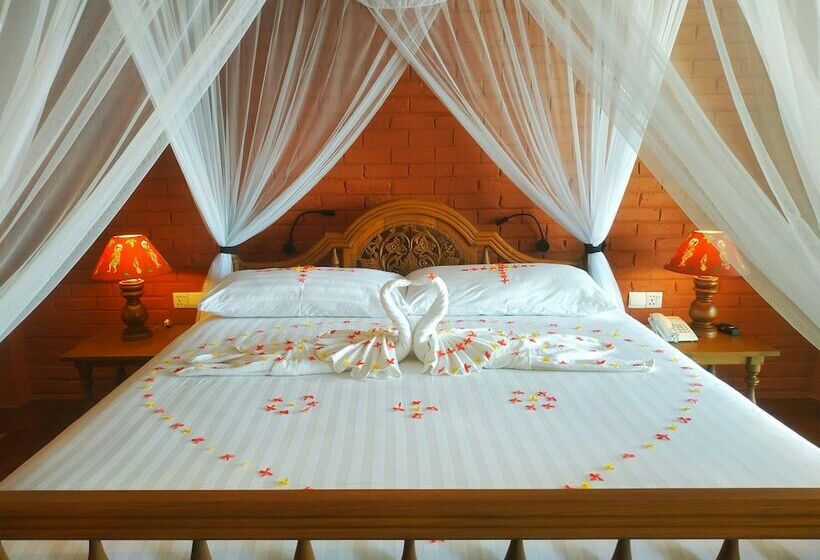 اتاق لوکس, Bagan Village Resort