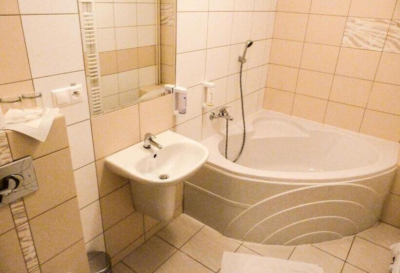 اتاق لوکس, Elite Hotel Nová Dubnica